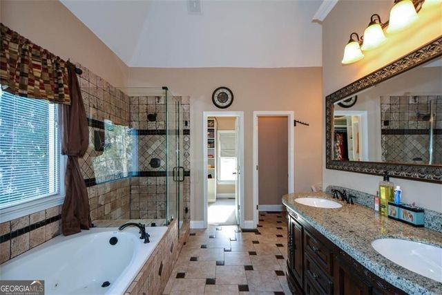 515 Hillcrest View Drive NE, Suwanee, GA 30024