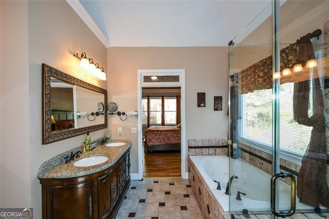 515 Hillcrest View Drive NE, Suwanee, GA 30024