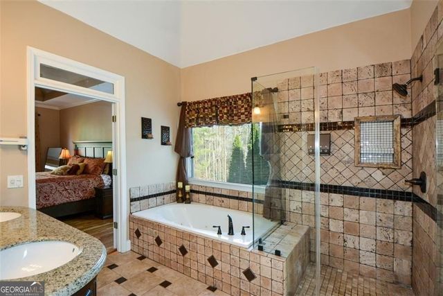 515 Hillcrest View Drive NE, Suwanee, GA 30024