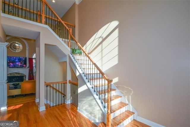 515 Hillcrest View Drive NE, Suwanee, GA 30024