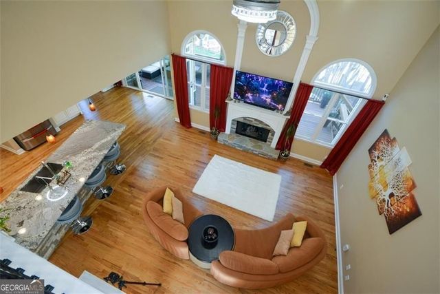 515 Hillcrest View Drive NE, Suwanee, GA 30024