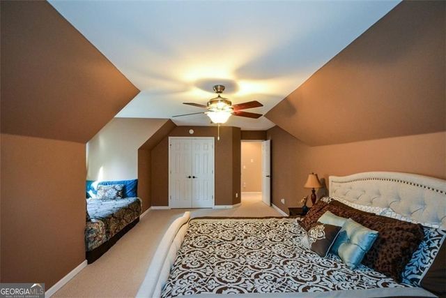 515 Hillcrest View Drive NE, Suwanee, GA 30024