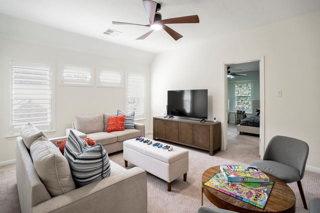 3 Forest Perch Place, The Woodlands, TX 77382