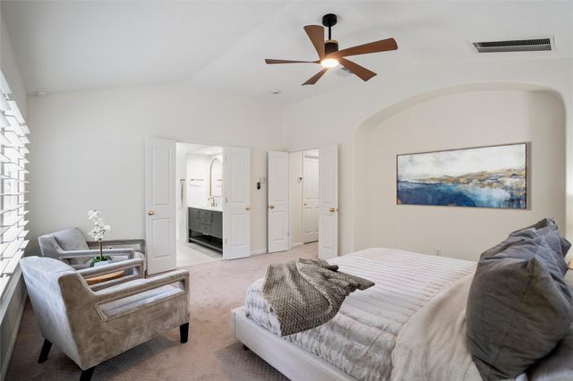 3 Forest Perch Place, The Woodlands, TX 77382