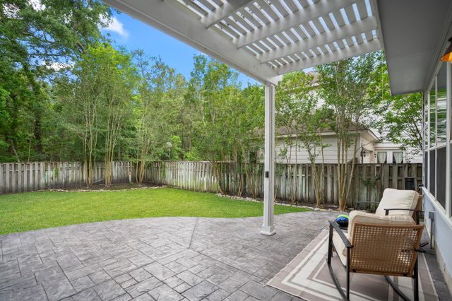 3 Forest Perch Place, The Woodlands, TX 77382