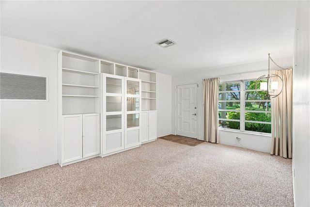 2911 35TH AVENUE S, St Petersburg, FL 33712