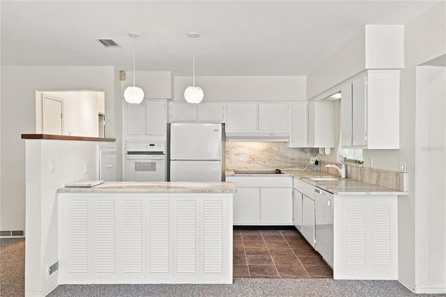 2911 35TH AVENUE S, St Petersburg, FL 33712
