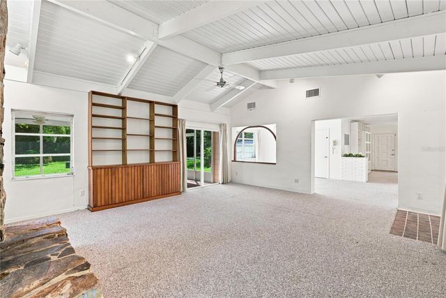 2911 35TH AVENUE S, St Petersburg, FL 33712