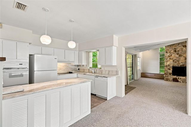 2911 35TH AVENUE S, St Petersburg, FL 33712