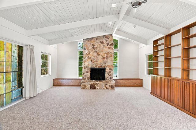 2911 35TH AVENUE S, St Petersburg, FL 33712