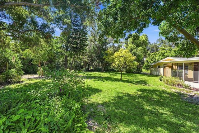 2911 35TH AVENUE S, St Petersburg, FL 33712