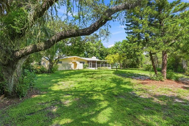 2911 35TH AVENUE S, St Petersburg, FL 33712