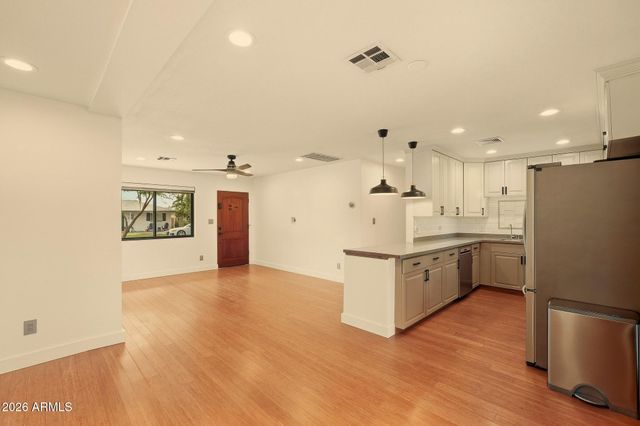2208 E Turney Avenue, Phoenix, AZ 85016