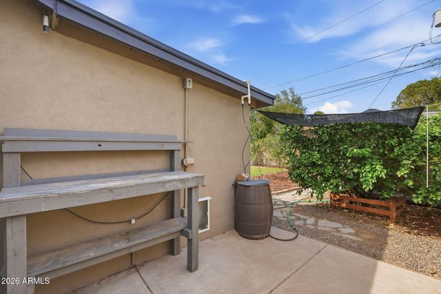 2208 E Turney Avenue, Phoenix, AZ 85016