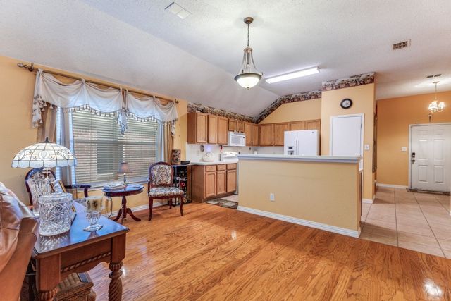 4712 Palm Ridge Drive, Fort Worth, TX 76133