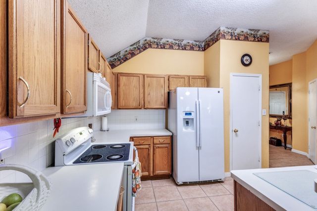 4712 Palm Ridge Drive, Fort Worth, TX 76133