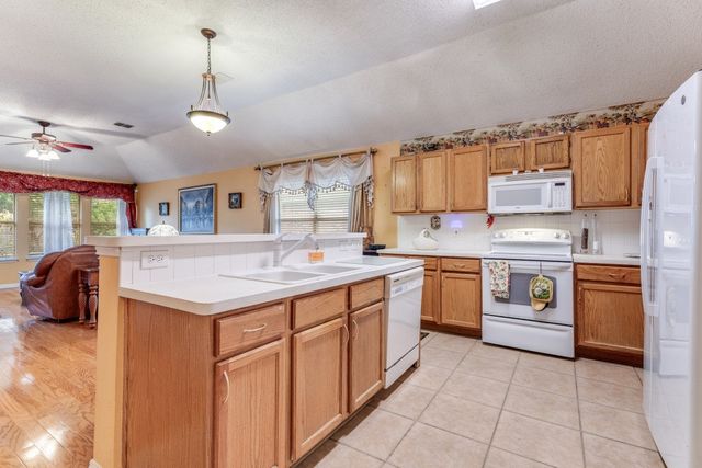 4712 Palm Ridge Drive, Fort Worth, TX 76133