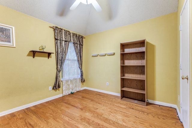 4712 Palm Ridge Drive, Fort Worth, TX 76133