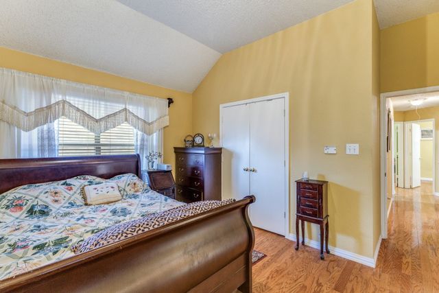 4712 Palm Ridge Drive, Fort Worth, TX 76133