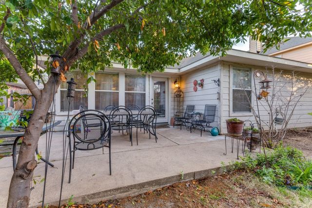 4712 Palm Ridge Drive, Fort Worth, TX 76133