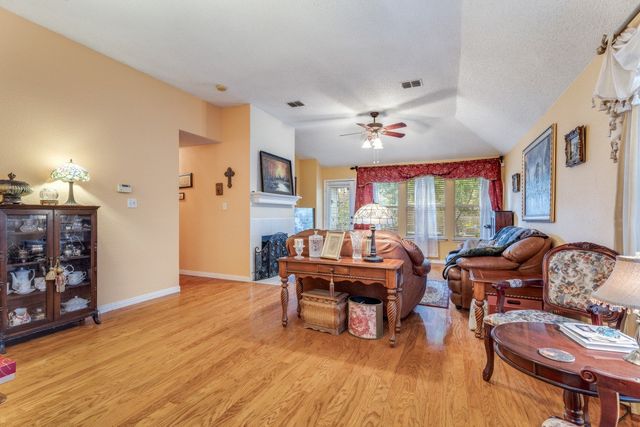 4712 Palm Ridge Drive, Fort Worth, TX 76133