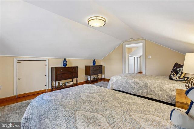 5511 ALTA VISTA RD, Bethesda, MD 20814