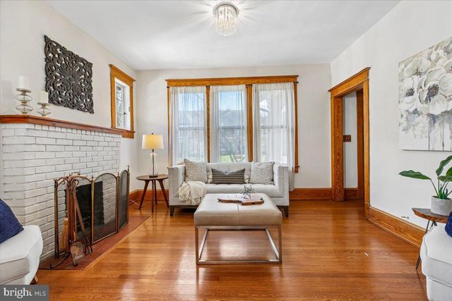 5511 ALTA VISTA RD, Bethesda, MD 20814