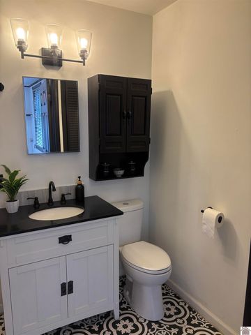 714 N 25th Street, Paducah, KY 42001