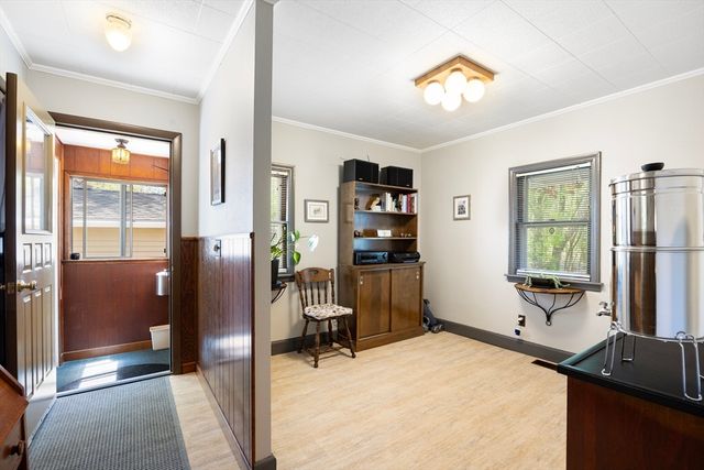 62 Lincoln Avenue, South Hadley, MA 01075