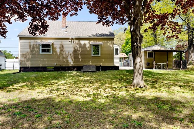 62 Lincoln Avenue, South Hadley, MA 01075