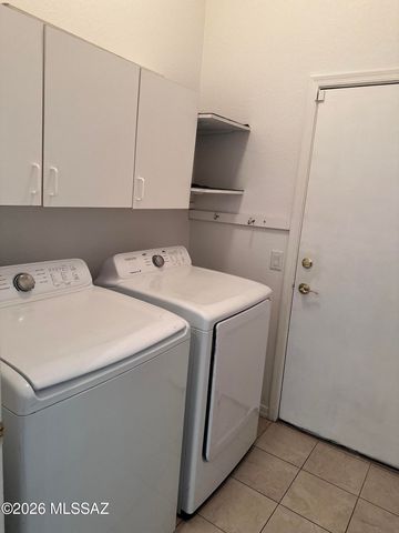 9579 E Corte Del Sol Brillante, Tucson, AZ 85748