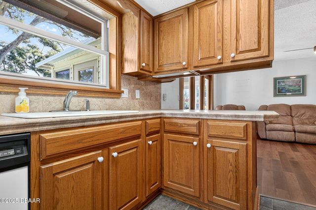 1103 Parkside Drive, Ormond Beach, FL 32174