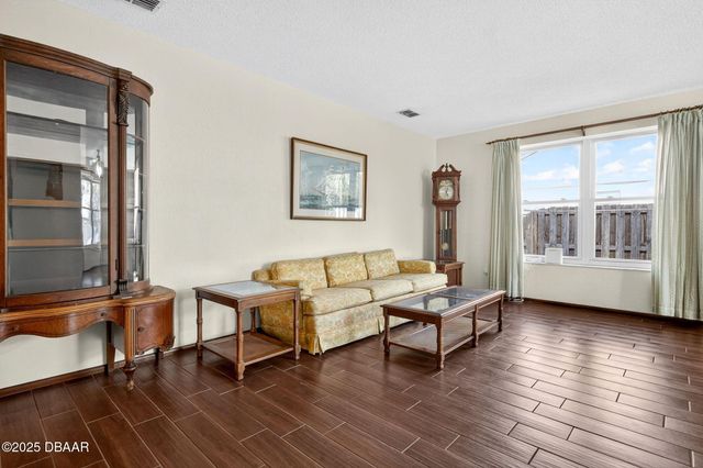 1103 Parkside Drive, Ormond Beach, FL 32174