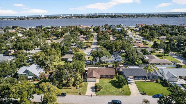 1103 Parkside Drive, Ormond Beach, FL 32174