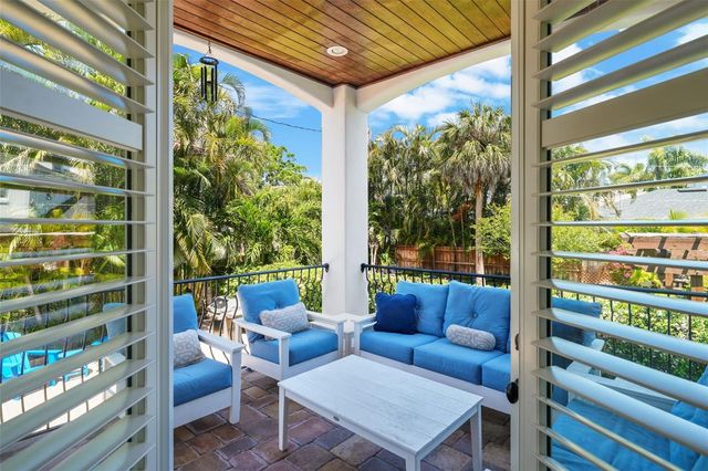 108 BERMUDA AVENUE, Tampa, FL 33606