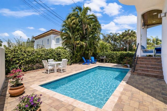 108 BERMUDA AVENUE, Tampa, FL 33606