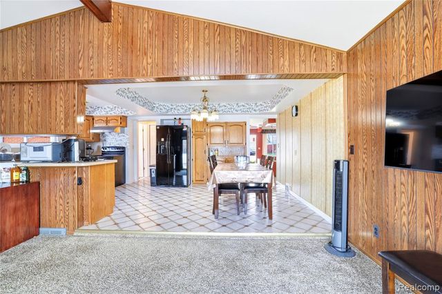 13455 Haupt Drive, Warren, MI 48088