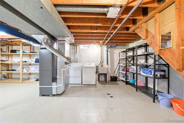 13455 Haupt Drive, Warren, MI 48088