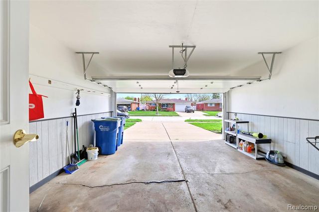 13455 Haupt Drive, Warren, MI 48088