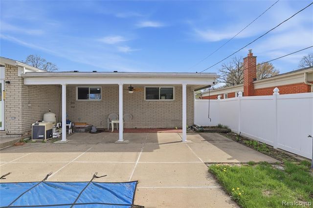 13455 Haupt Drive, Warren, MI 48088