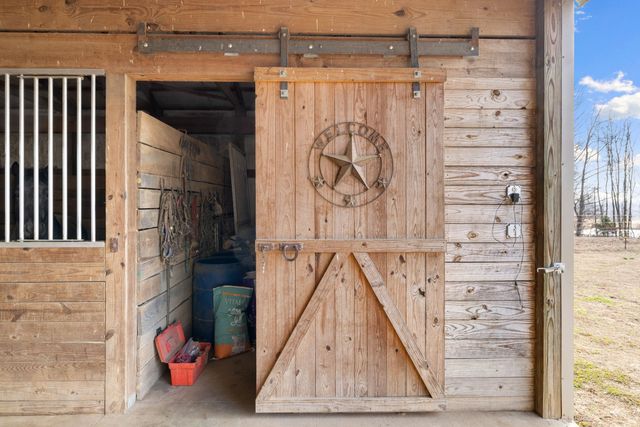 1039 Concord Rd, Gates, TN 38037