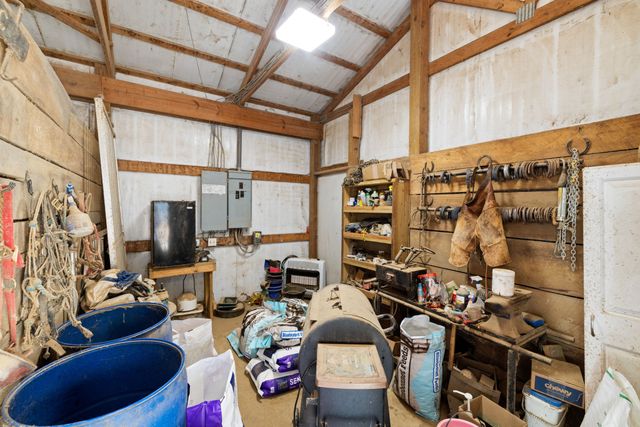 1039 Concord Rd, Gates, TN 38037