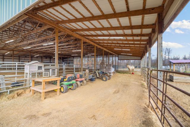 1039 Concord Rd, Gates, TN 38037