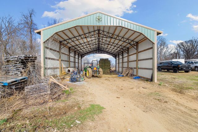 1039 Concord Rd, Gates, TN 38037