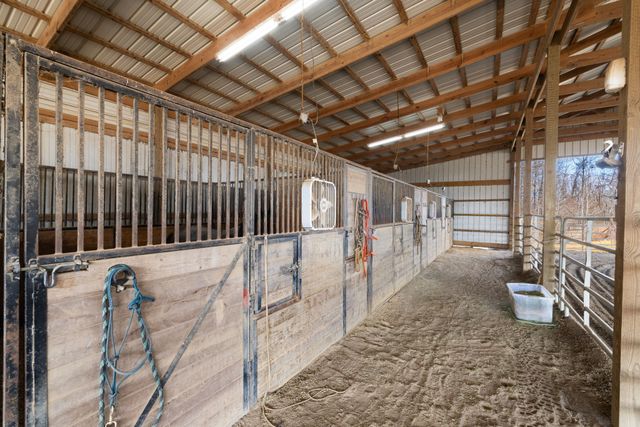 1039 Concord Rd, Gates, TN 38037