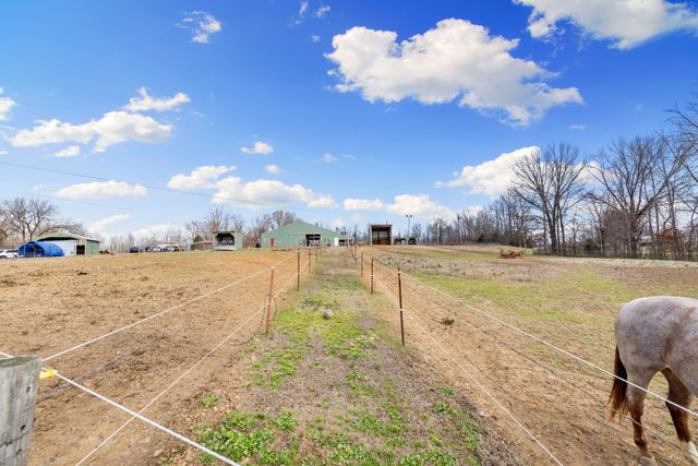 1039 Concord Rd, Gates, TN 38037