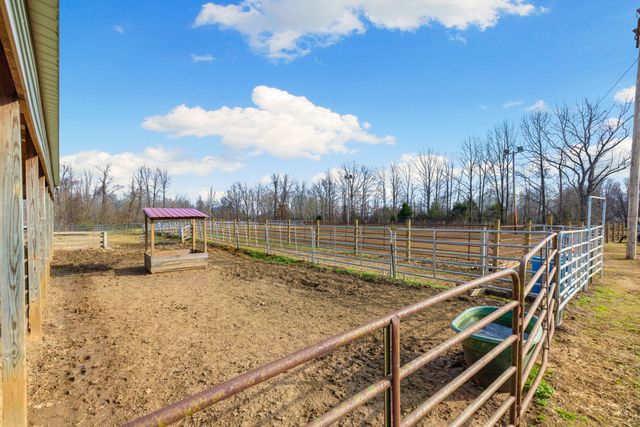 1039 Concord Rd, Gates, TN 38037