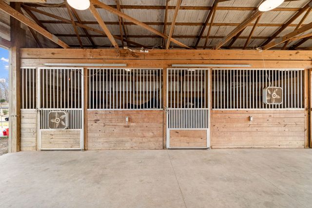 1039 Concord Rd, Gates, TN 38037