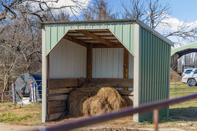 1039 Concord Rd, Gates, TN 38037