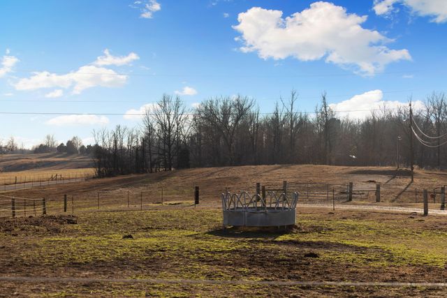 1039 Concord Rd, Gates, TN 38037